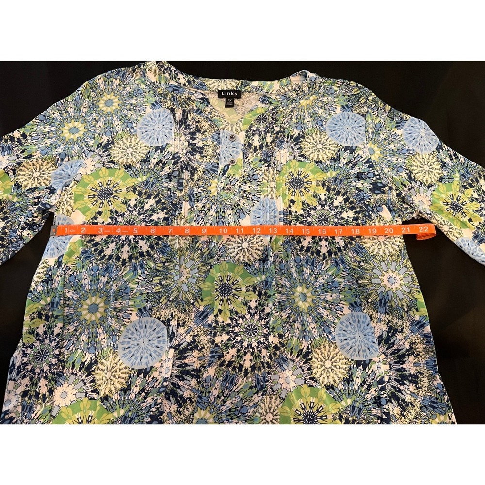 Links Blouse 1X Blue Green Kaleidoscope Floral Medallion 3/4 Sleeve Pleated Top - Picture 3 of 7